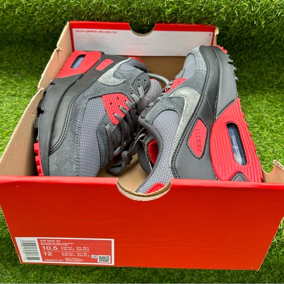 Nike Air Max 90 Smoke Grey Fire Red Men's Size 10.5 Brand New Authentic Shoes - Picture 7 of 7